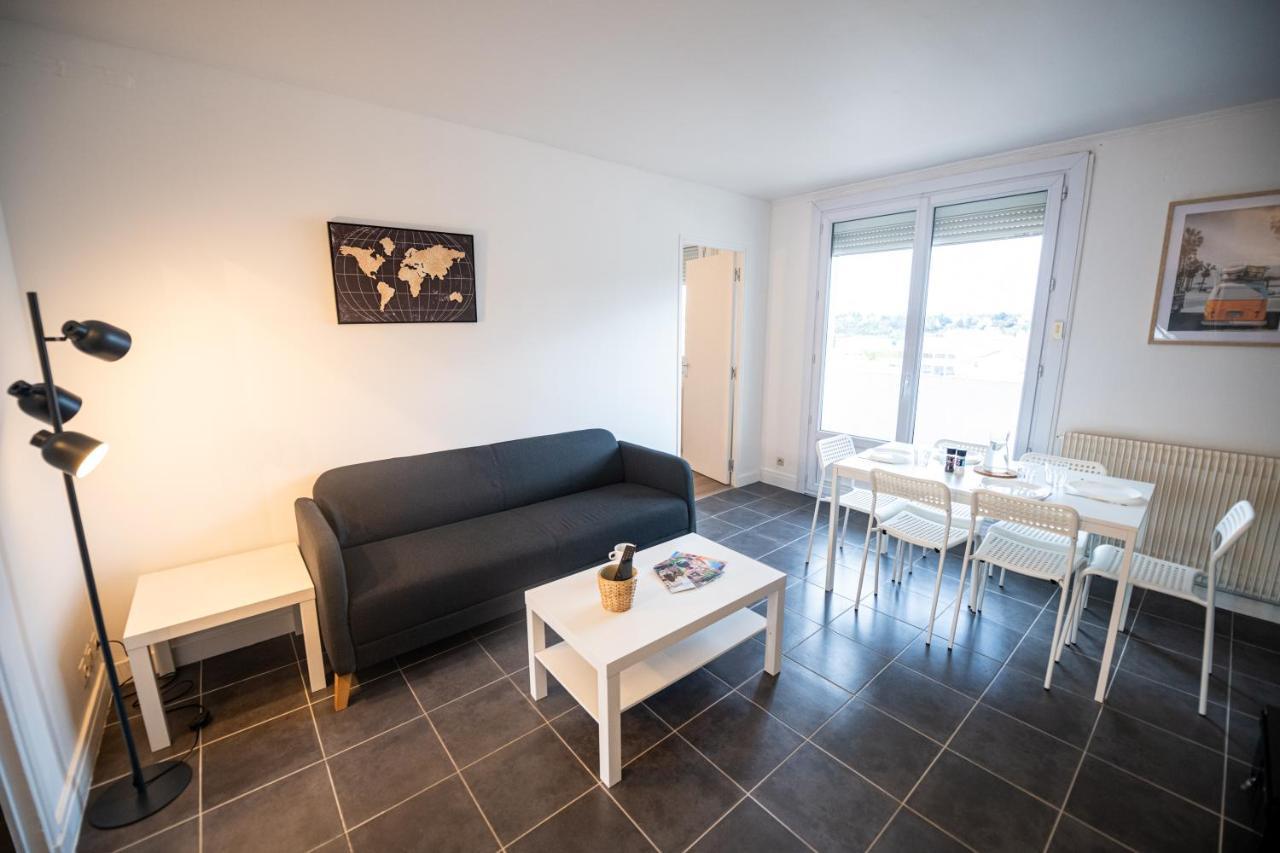 Robespierre - Tout Equipe & Calme - Tv Et Wifi Saint-Etienne  Exteriör bild
